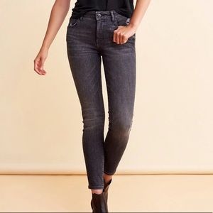 Warp + Weft Skinny Jeans. 26W. 29L.